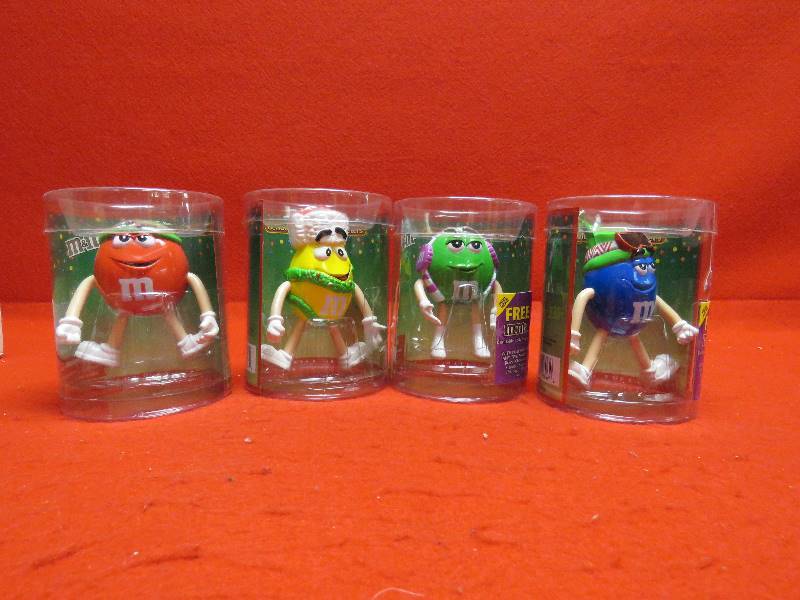 lot 154 image: Collectible M&M Bendable Body Characters
