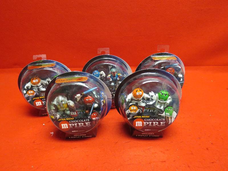 lot 155 image: M&MStar Wars Chocolate M Pire