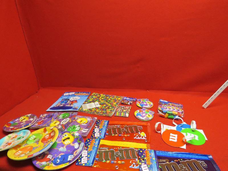 lot 163 image: M&M Collectibles