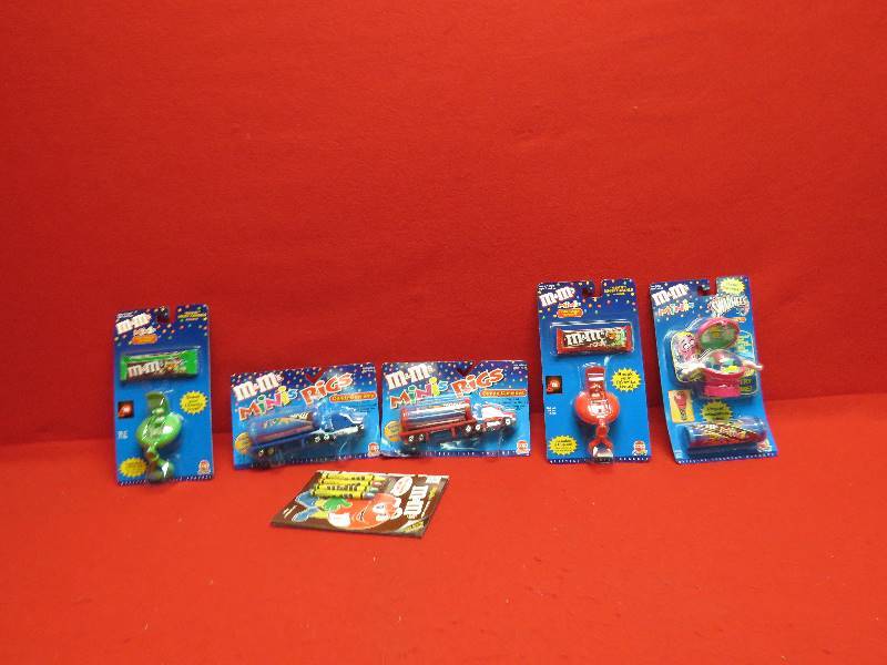 lot 173 image: M&M Collectibles