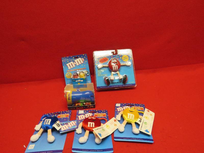 lot 188 image: M&M Collectibles