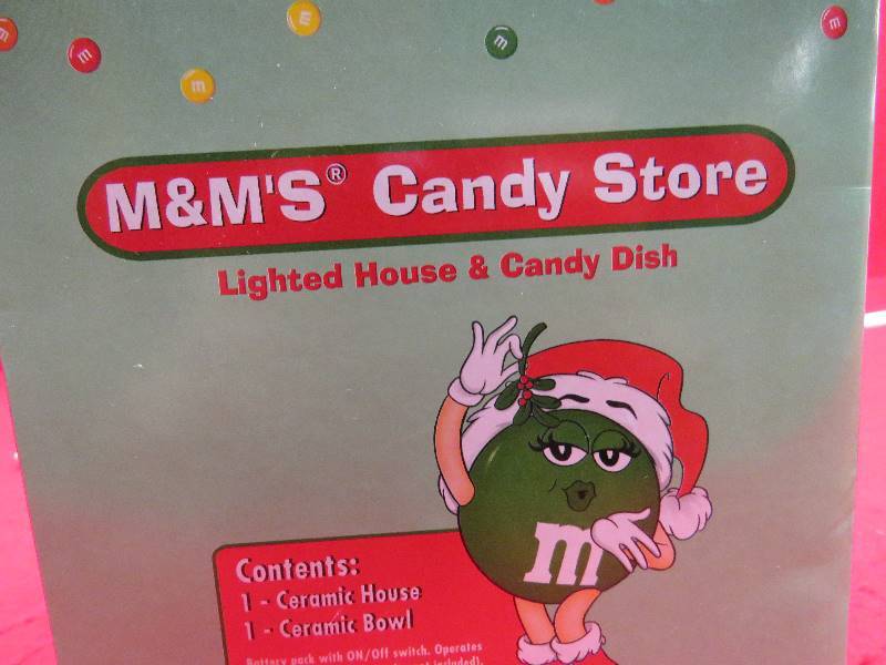 lot 199 image: Department 56 M&Ms Candy Store Lighted House & Candy Dish