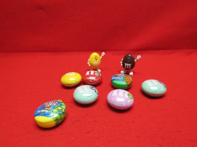 lot 212 image: M&M Collectibles