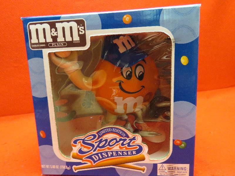 lot 218 image: Collectible Limited Edition Sports Candy Dispenser