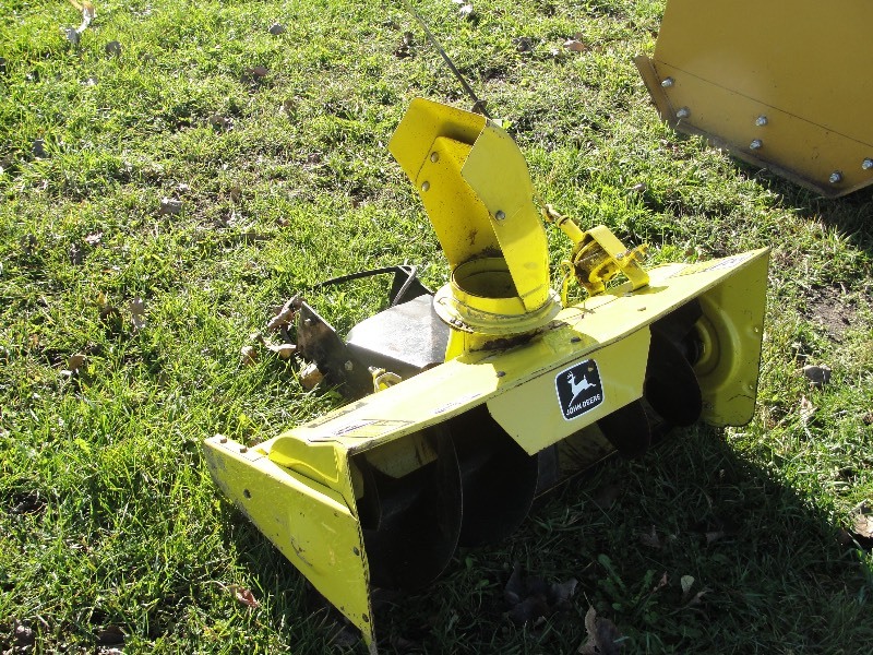 John Deere Snow Thrower