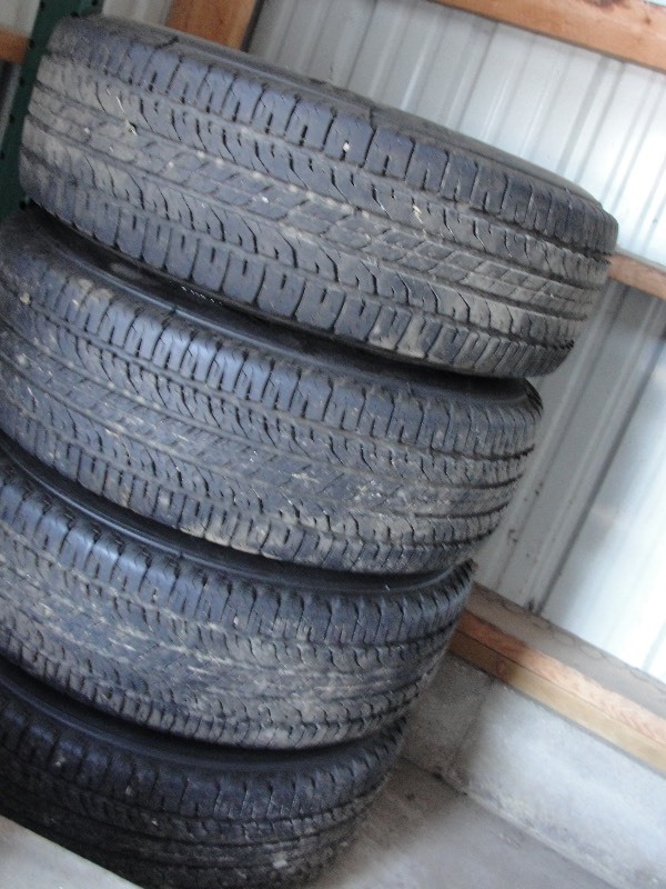 Set of 4  6 Bolt Chevrolet Wheels and Tires