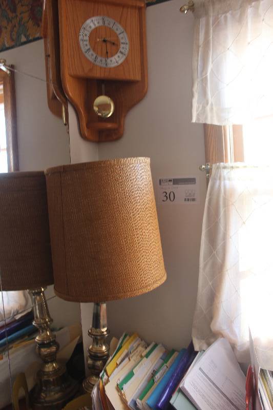 lot 30 image: Table Lamp & Wall Clock