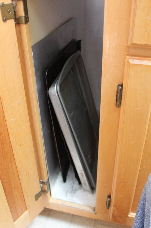 lot 57 image: Cupboard Lot of Cookware