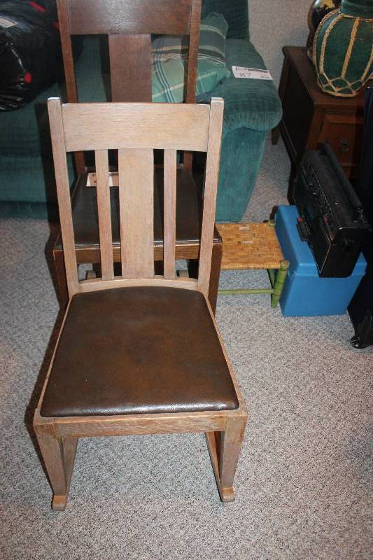 lot 97 image: Lot of (3) Dining Chairs