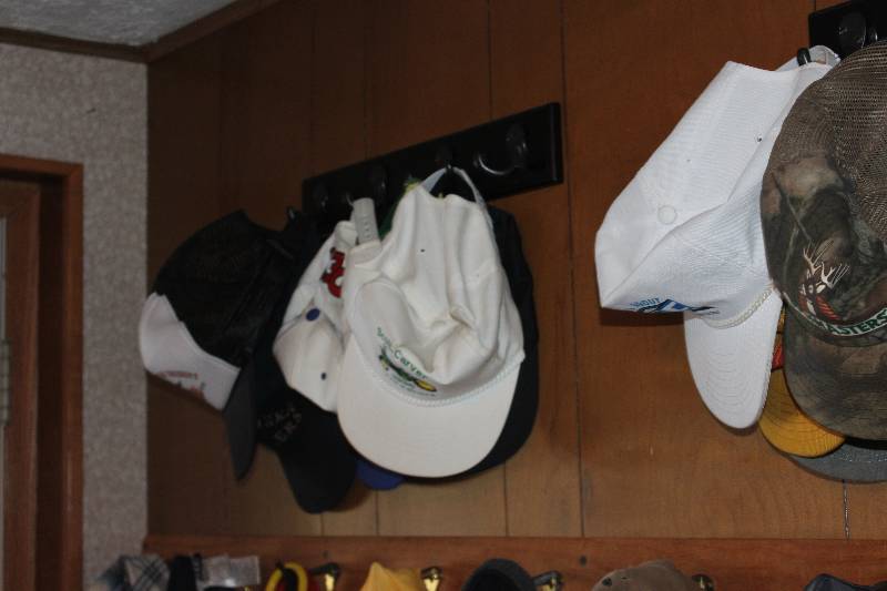 lot 90 image: Lot of Baseball Caps