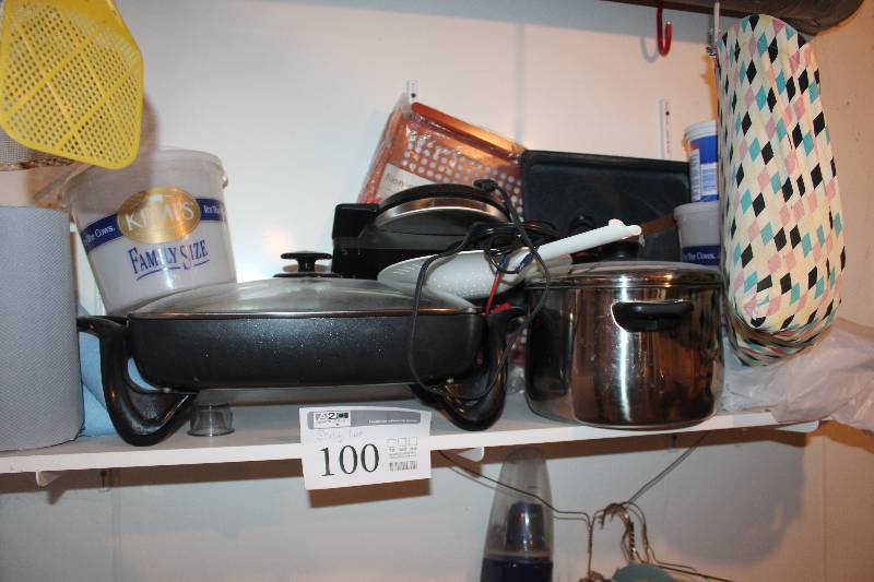 lot 100 image: Shelf Lot of Kitchenware