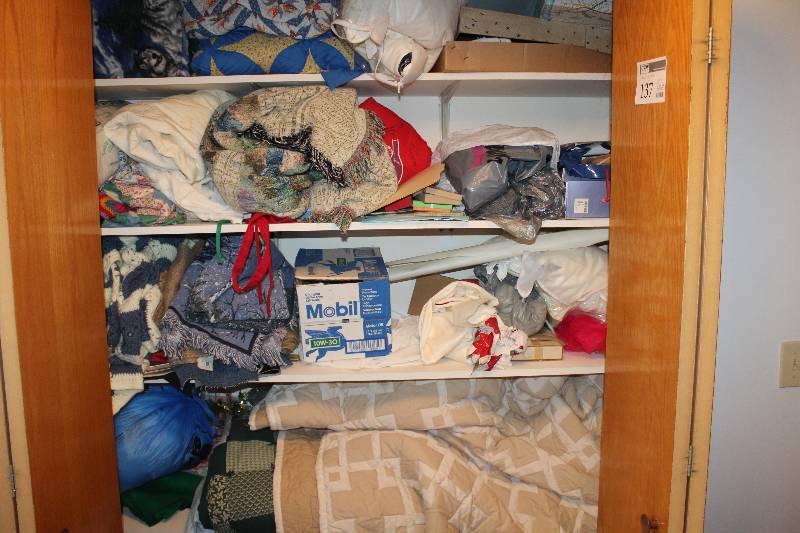 lot 137 image: Closet Lot of Linens