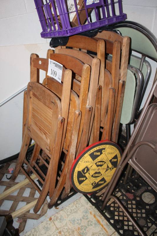 lot 109 image: Lot of (6) Wood Folding Chairs