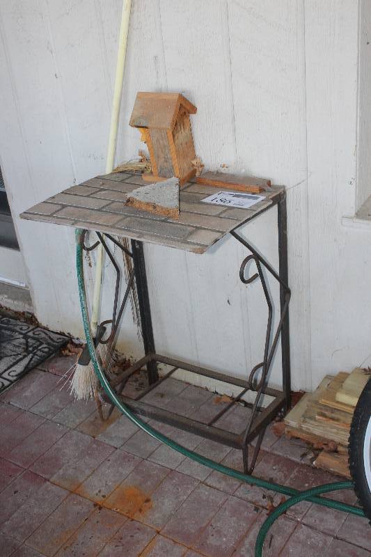 lot 186 image: Decorative Wrought Iron Table