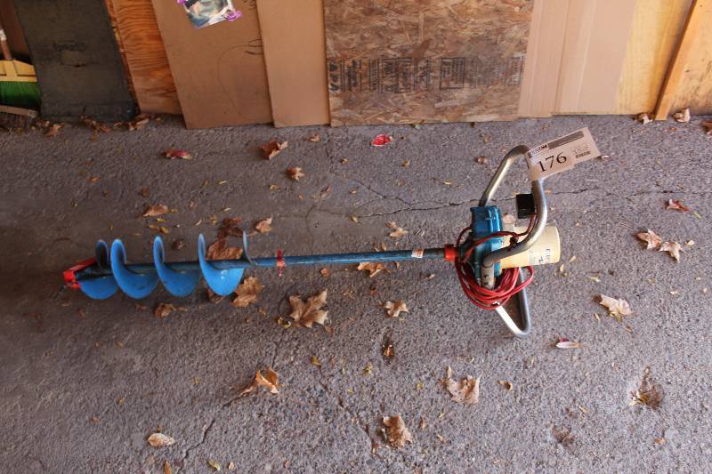 lot 176 image: Electra Ice Auger