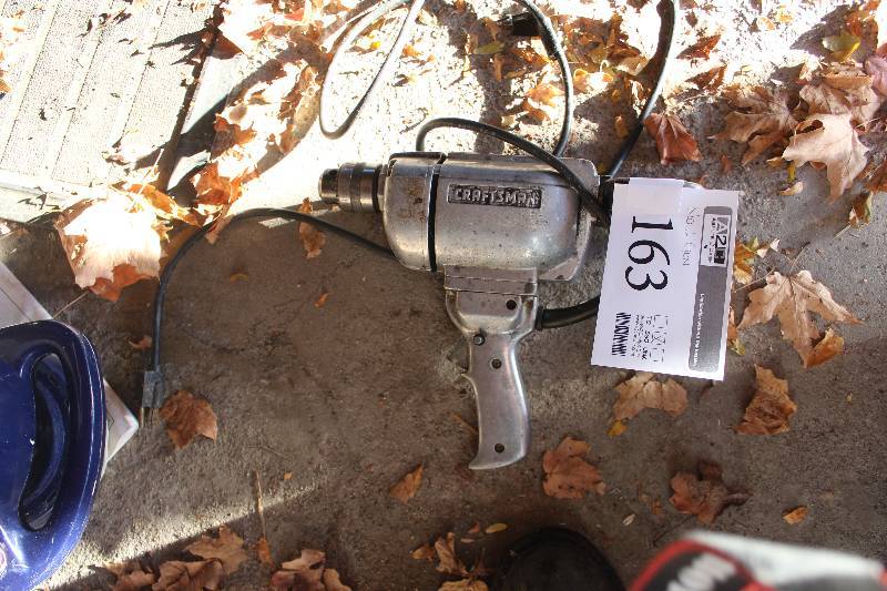 lot 163 image: Craftsman Nail Gun