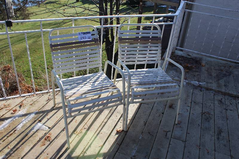 lot 195 image: Lot of (2) Patio Chairs