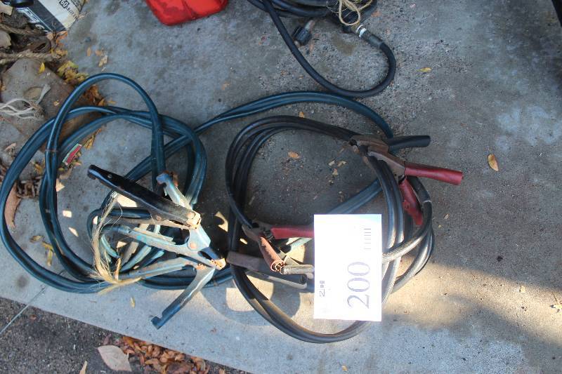 lot 200 image: Jumper Cables