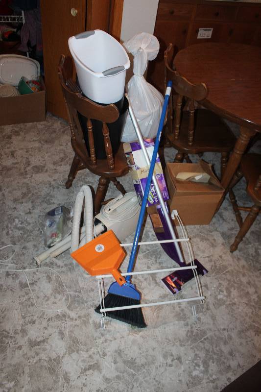 lot 210 image: Lot of Cleaning Tools Including Vacuum, Wet Jet, Broom, Dustpan, Garbage Can