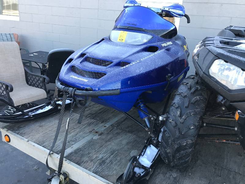 lot 3 image: 2002 Polaris XC 600