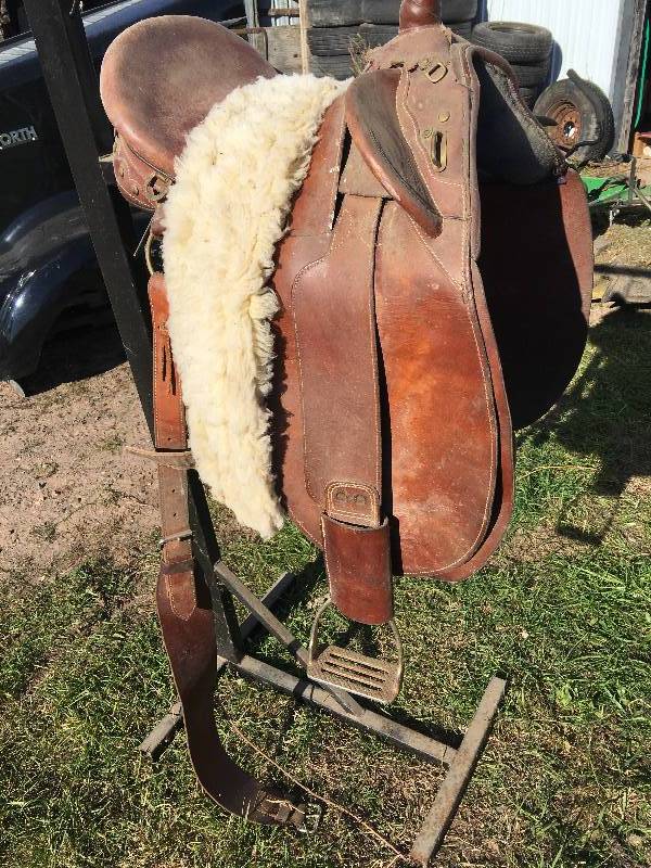 lot 205 image: horse saddle