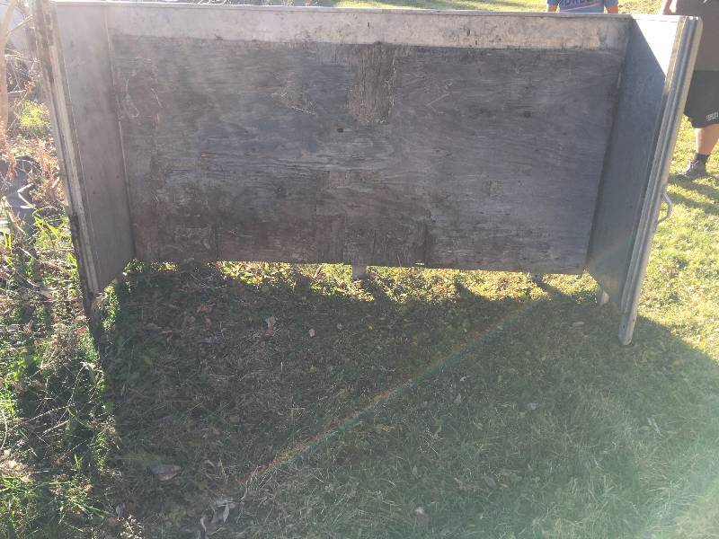 lot 220 image: 48ft tarped side kit