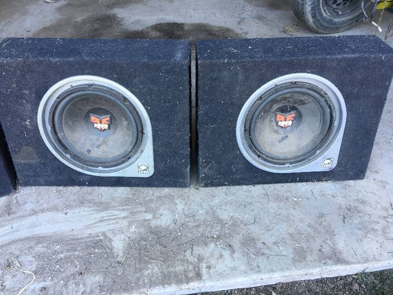 lot 232 image: 2 truck speakers and a pro bend speaker box