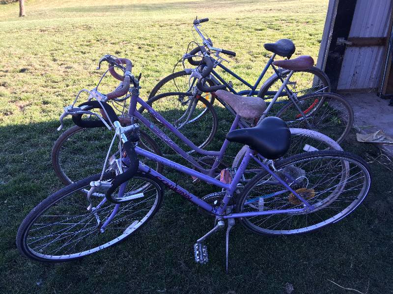 lot 233 image: 4 mountain bikes schwin,columbia,boss,sweet style