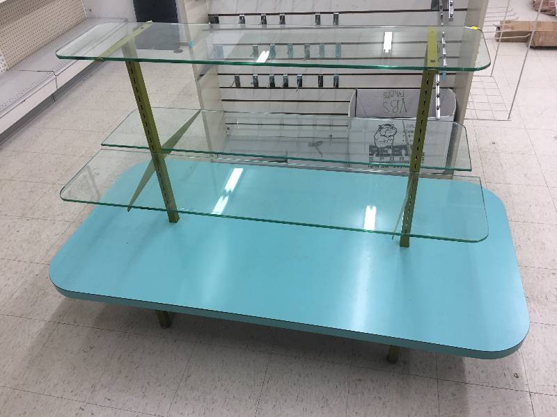 lot 1 image: glass tier store display