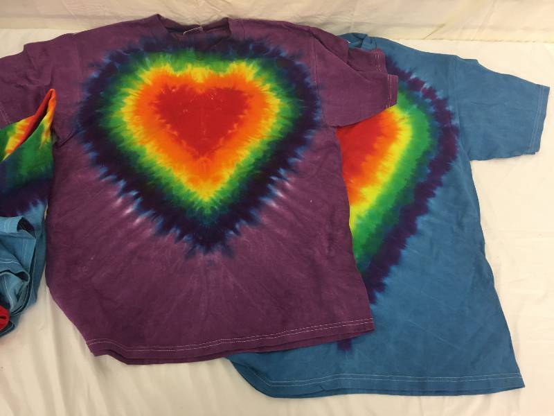 lot 49 image: lot of 30 tye dye shirts retail $29 each