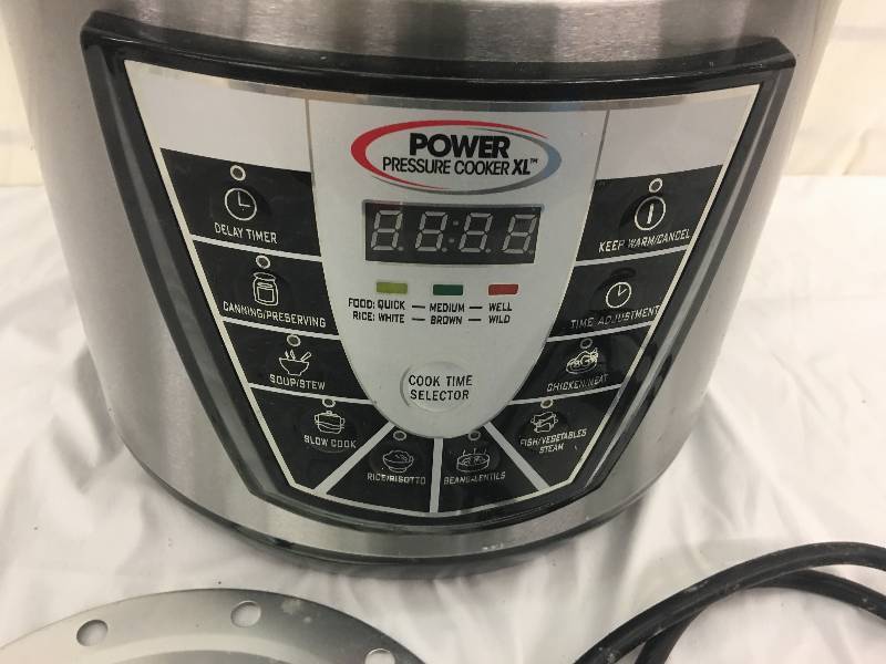 lot 111 image: Power Pressure Cooker XL 6 Quart - Silver  retail $94