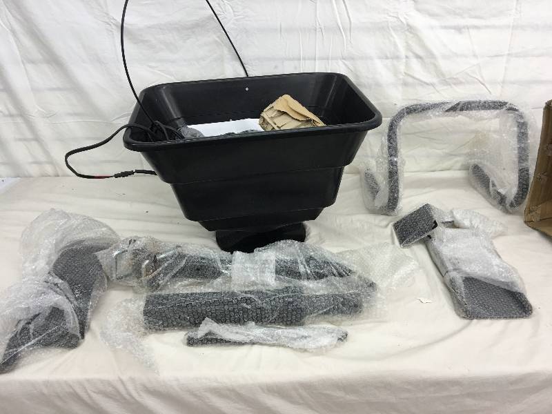 lot 12 image: atv 12 volt receiver mount spreader