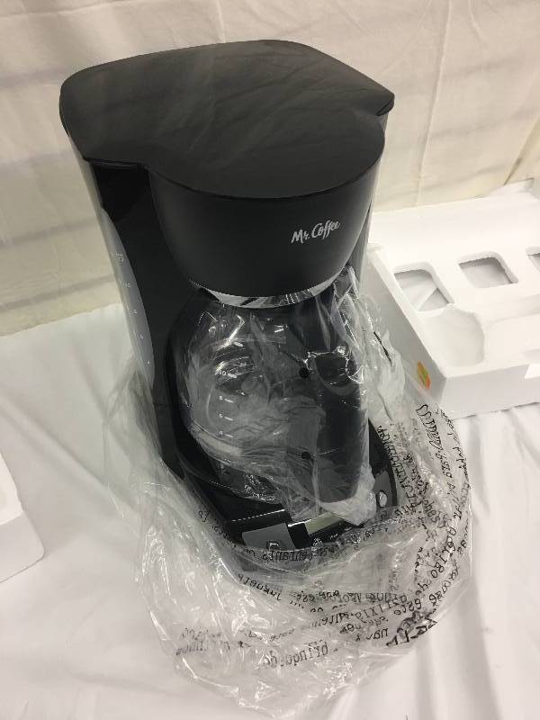 lot 190 image: MR. coffee coffee maker