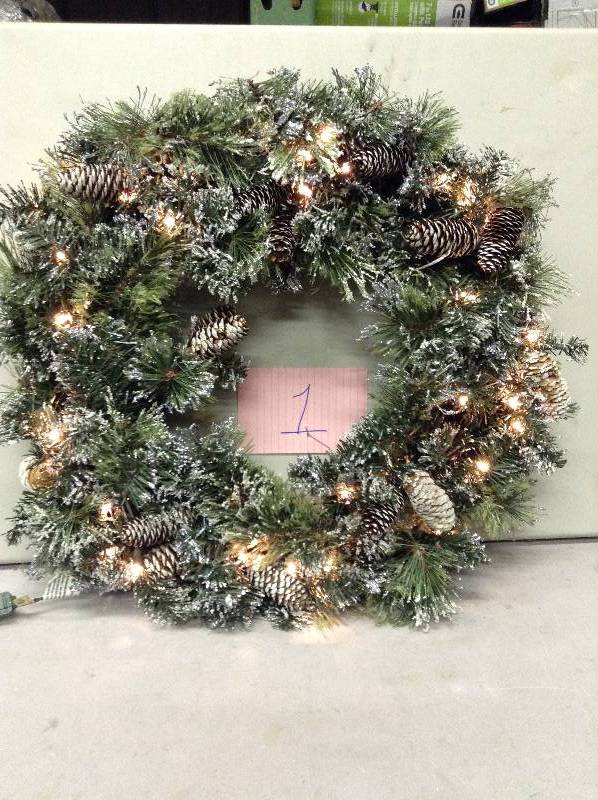 lot 1 image: Martha Stewart Home Christmas Holiday Decor Frosted Snowy Pine Artificial Wreath 50 Lights