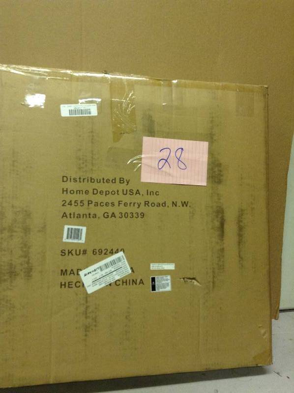 lot 28 image: Lighthed Cristmas Wreath