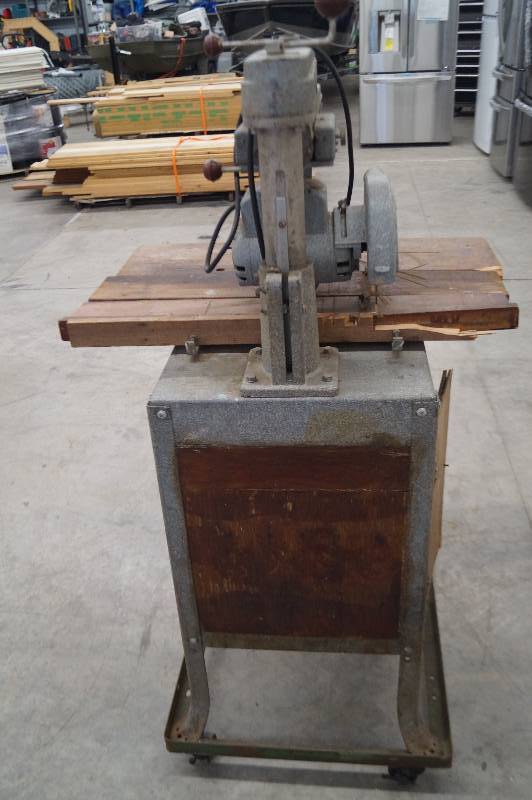Radial Arm Saw