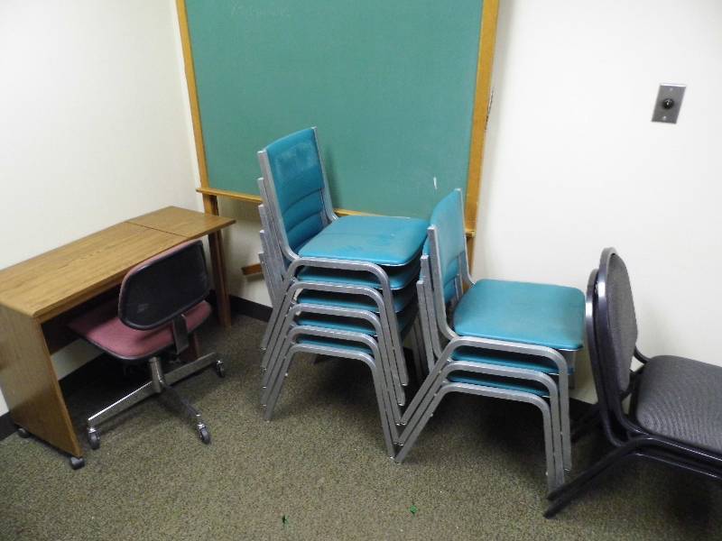 lot 37 image: Chalkboard - 11 Chairs - Desk