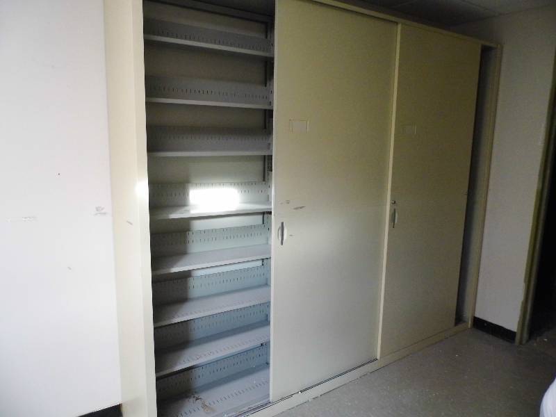 lot 78 image: Wall Cabinets