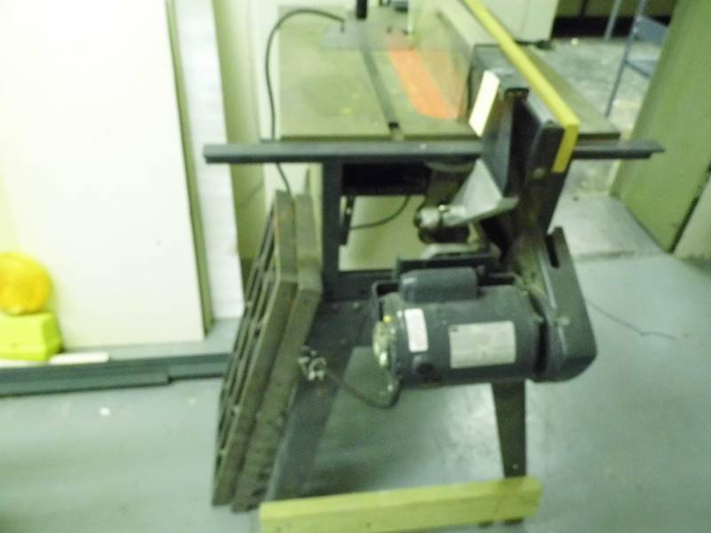 lot 80 image: Craftsman Table Saw