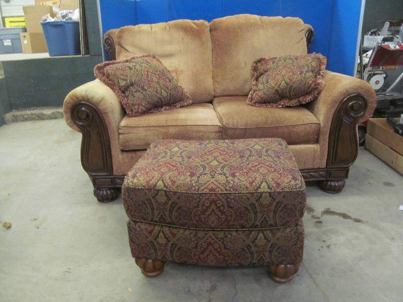 love seat