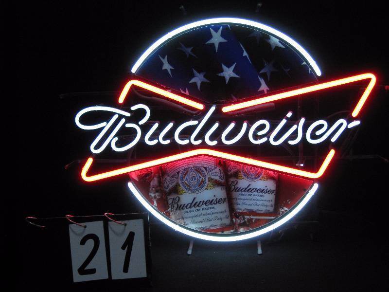 lot 21 image: Patriotic Budweiser American flag neon. America has always been great.