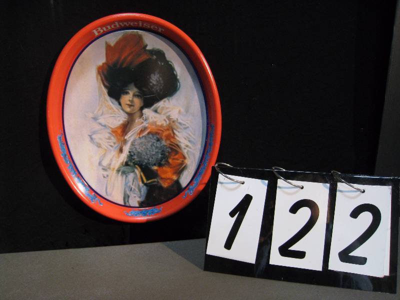 lot 122 image: Budweiser oval lady tray, 1992, back is gold