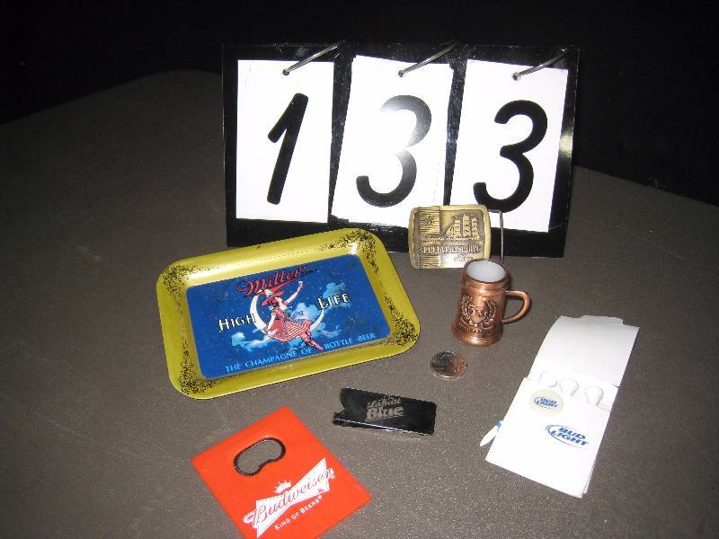 lot 133 image: Miscellaneous group of beer items Miller, Budweiser, Labatts and Special Export