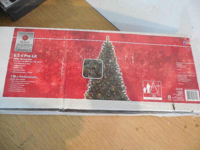 6.5 ft. Verde Spruce Artificial Christmas Tree with 400 Multi-Color Lights