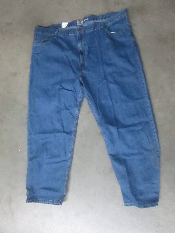 lot 59 image: Levis Signature By Levi Strauss & Co. Mens BigTall Relaxed Jean