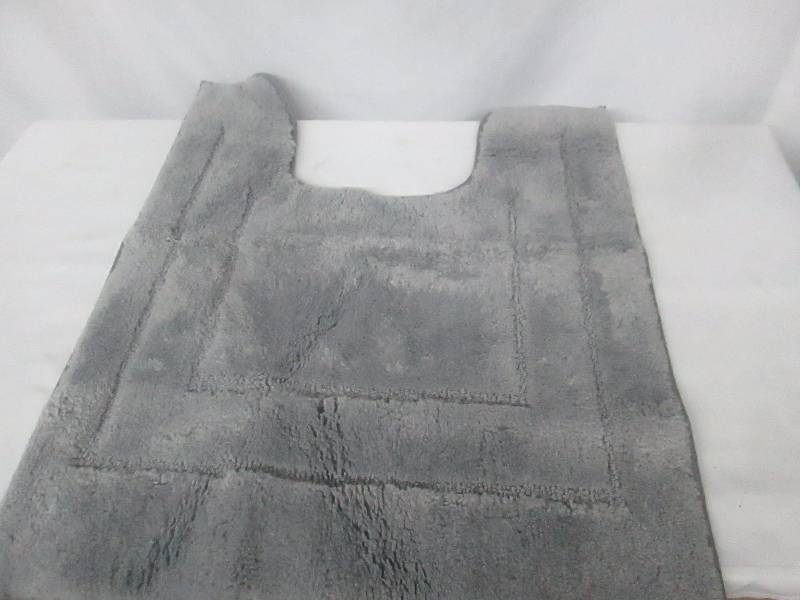 lot 71 image: McLeland Design 20 x 24 Contour Rug