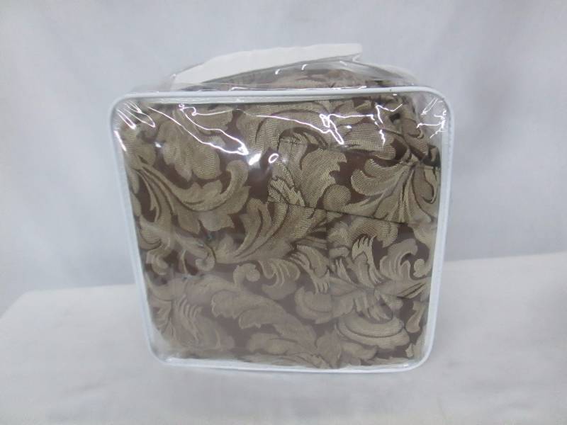 lot 76 image: Sure Fit Scroll Sofa Slipcover