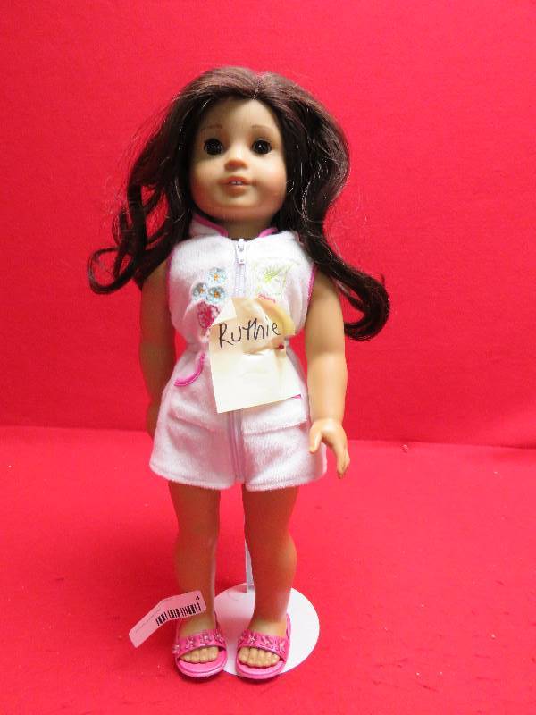 lot 4 image: American Girl Ruthie