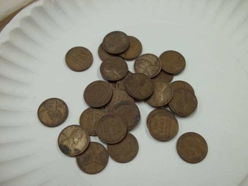 lot 25 image: 28 1925 P Pennies