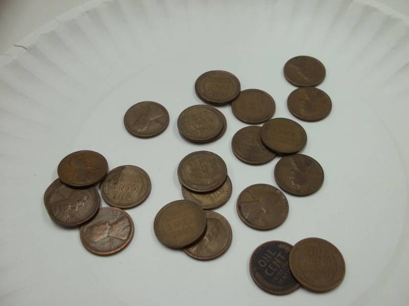 lot 28 image: 24 1918 P Pennies